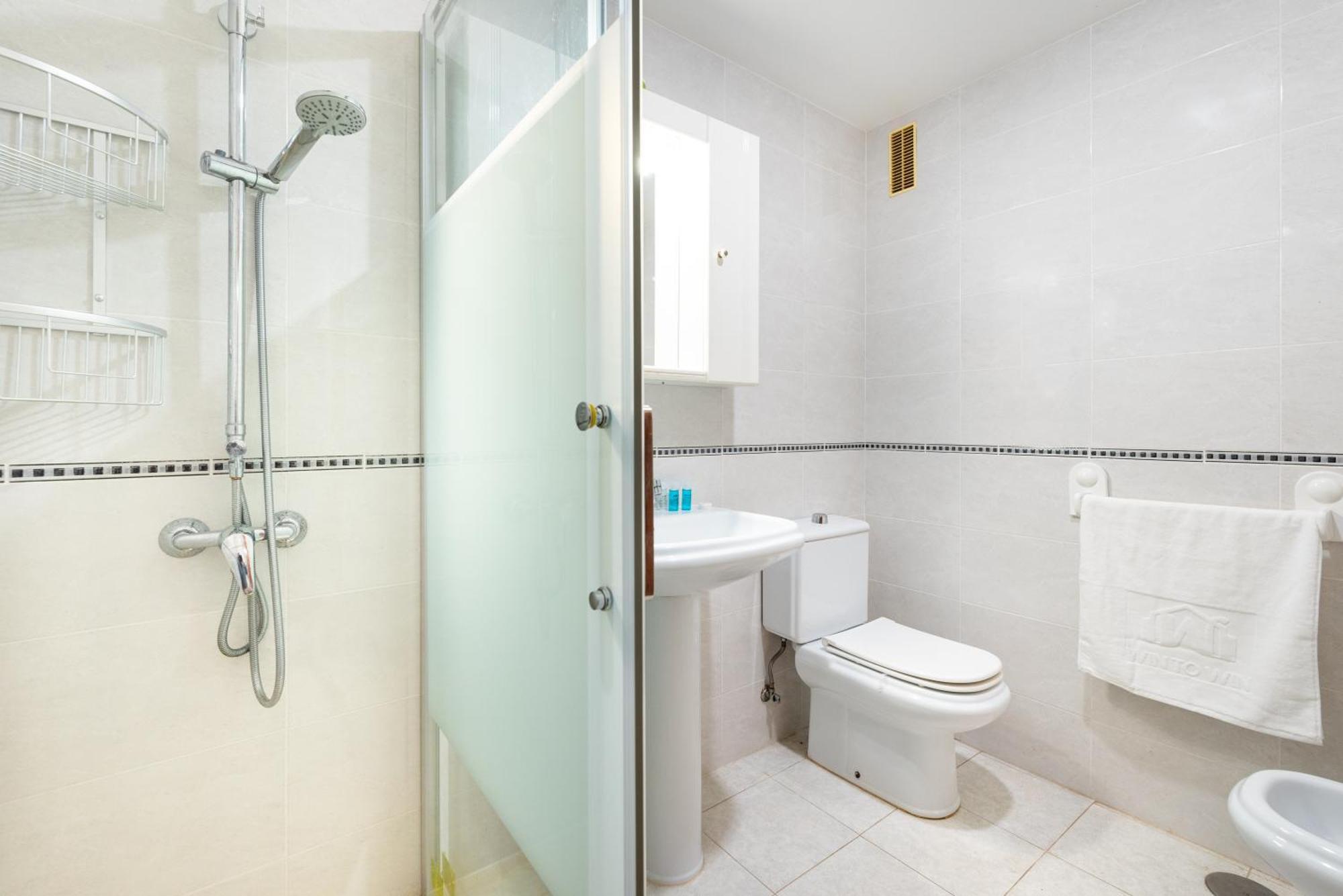 Wintowinrentals 1ª Linea De Playa, Parking Y Wifi Rincon de la Victoria
