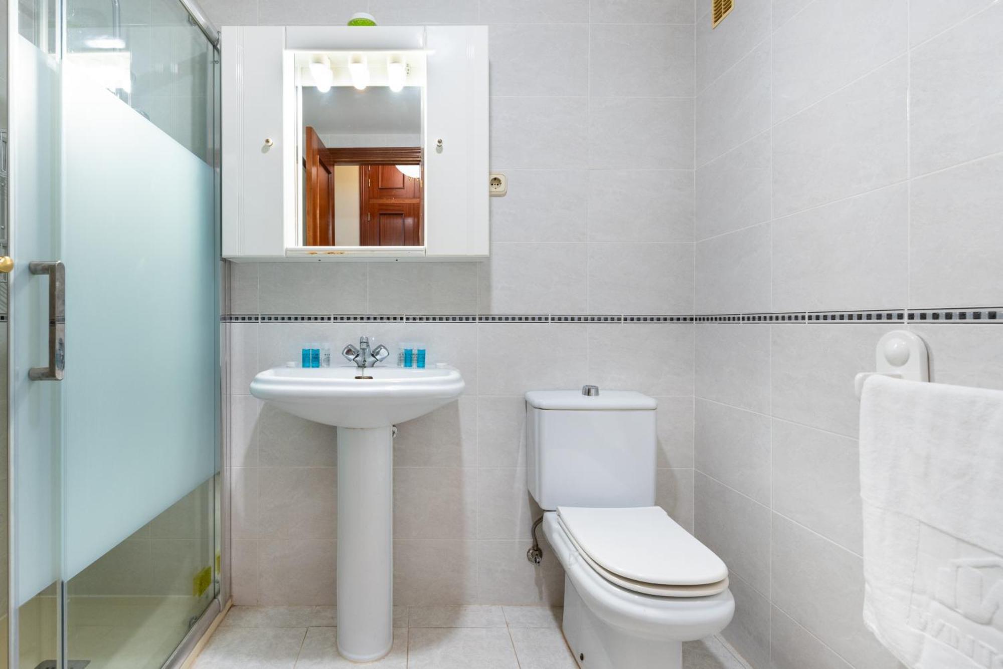 Apartment Wintowinrentals 1ª Linea De Playa, Parking Y Wifi Rincon de la Victoria