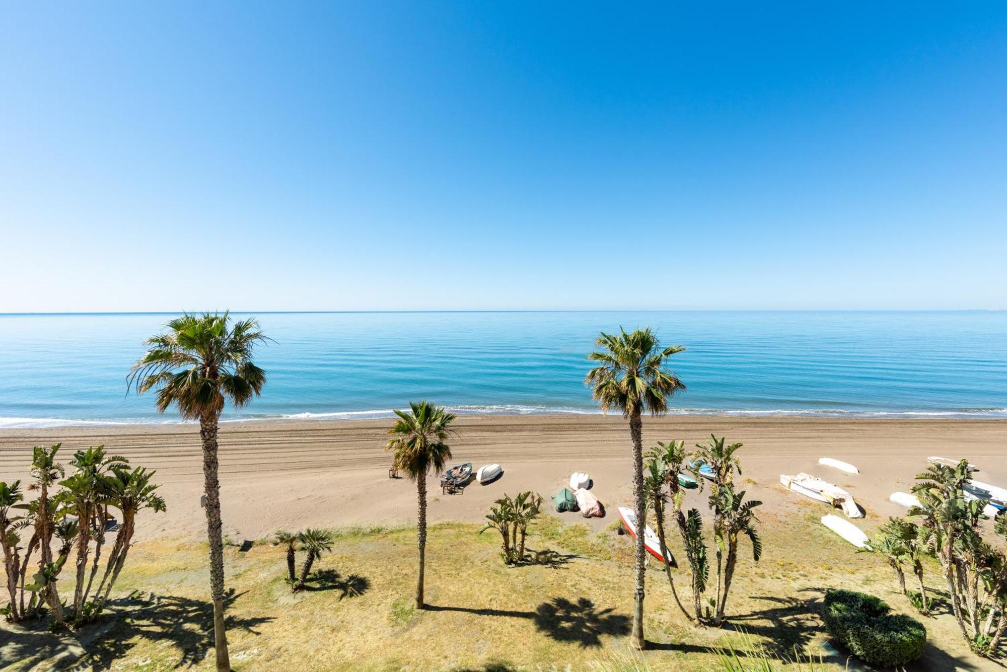 Apartment Wintowinrentals 1ª Linea De Playa, Parking Y Wifi Rincon de la Victoria