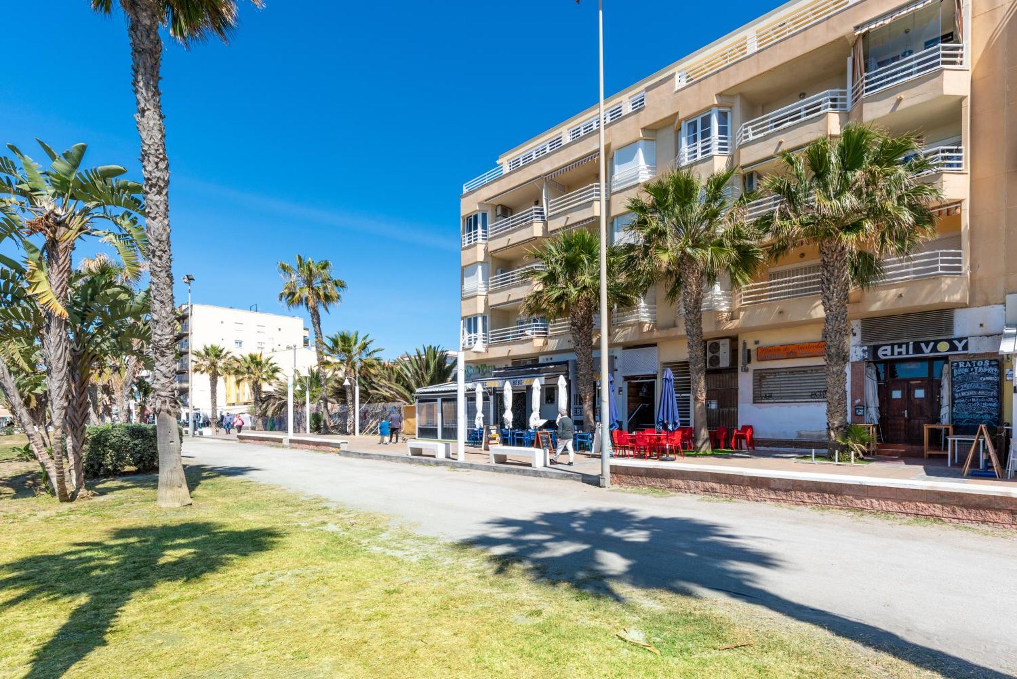 Wintowinrentals 1ª Linea De Playa, Parking Y Wifi Apartment Rincon de la Victoria