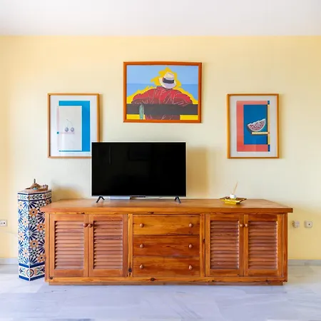 Wintowinrentals 1ª Linea De Playa, Parking Y Wifi Rincon de la Victoria Exterior photo